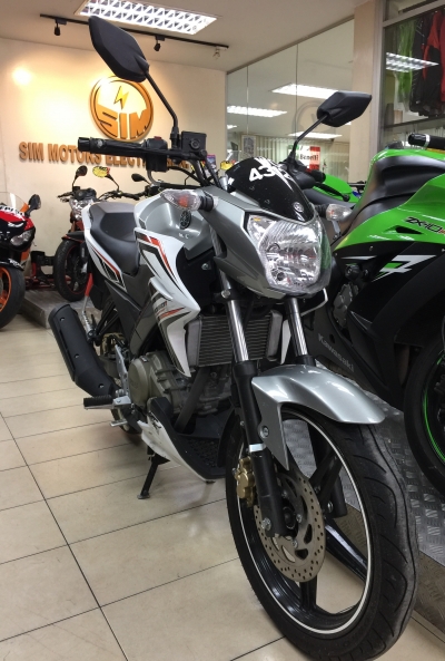 Used FZ150i